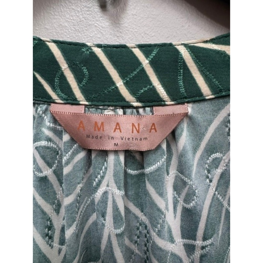 Amana Green Leaf Print Roll Tab Sleeve Blouse Split Neck Top Medium T8004-34-BOM - Picture 6 of 6